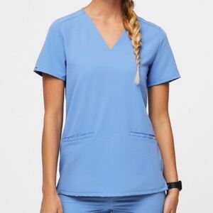FIGS Casma Scrub Top